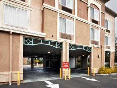 Hotel Express Sonoma Wine Country By Ihg
