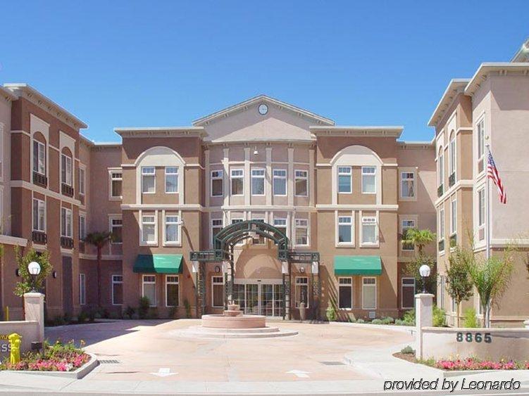 Hotel Express Sonoma Wine Country By Ihg