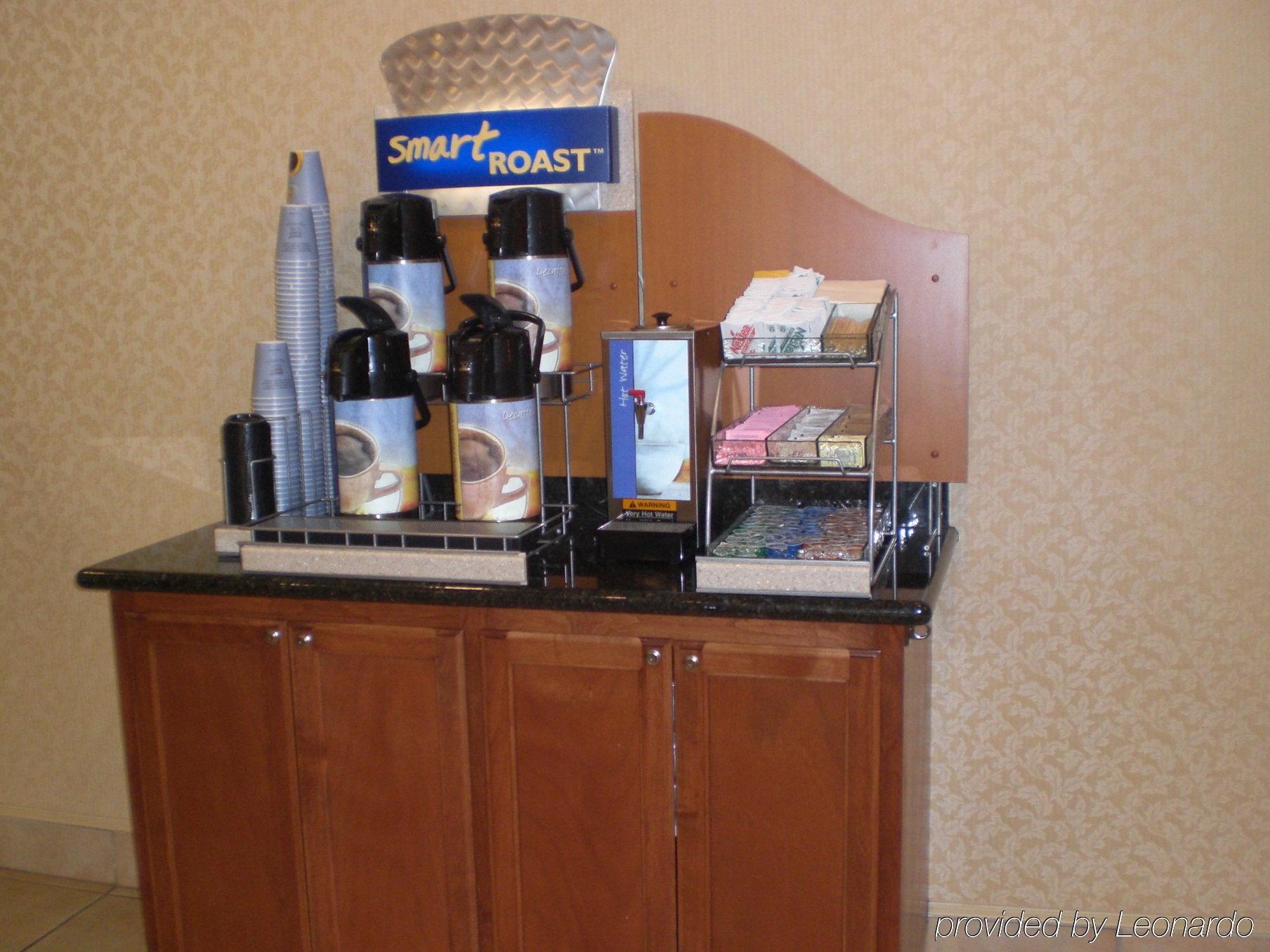 Hotel Express Sonoma Wine Country By Ihg Windsor